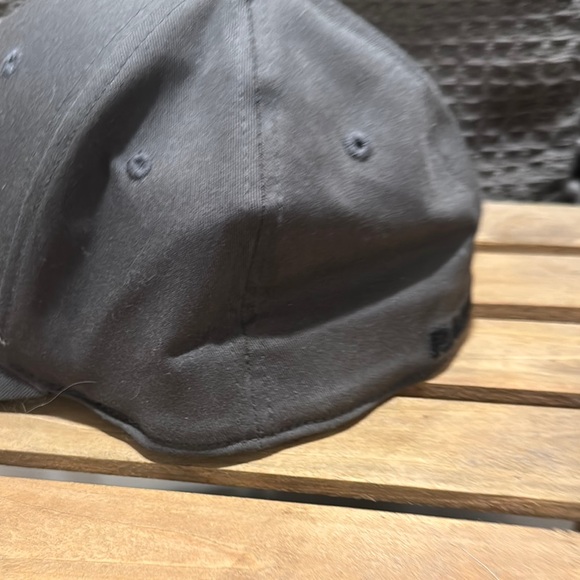 Riders by Lee Gray Cap - Picture 3 of 8